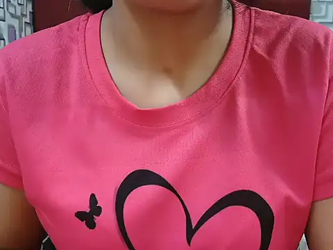 Snapshot of Somiya87 chatting on November 2025 05:19:02 AM Somiya87 online show from November 2025 05:19:02 AM