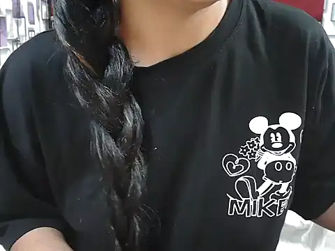 Snapshot of Somiya87 chatting on November 2025 02:14:01 AM Somiya87 online show from November 2025 02:14:01 AM