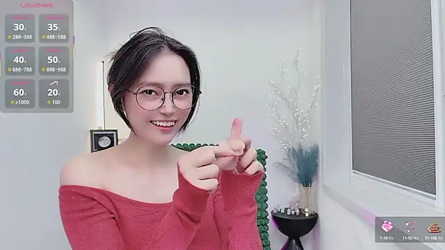 Snapshot of Natasha2025 chatting on September 2025 02:10:01 PM Natasha2025 online show from September 2025 02:10:01 PM