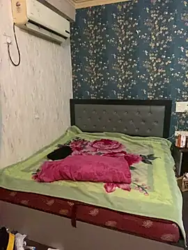 Snapshot of sunny49477 chatting on February 2025 12:49:01 AM sunny49477 online show from February 2025 12:49:01 AM