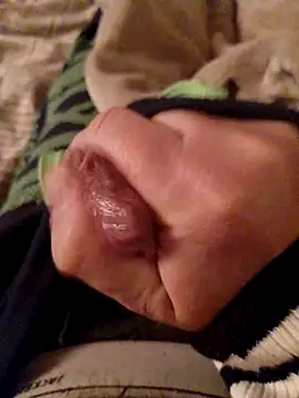 Snapshot of MaxiFabry chatting on November 2025 08:27:02 PM MaxiFabry online show from November 2025 08:27:02 PM