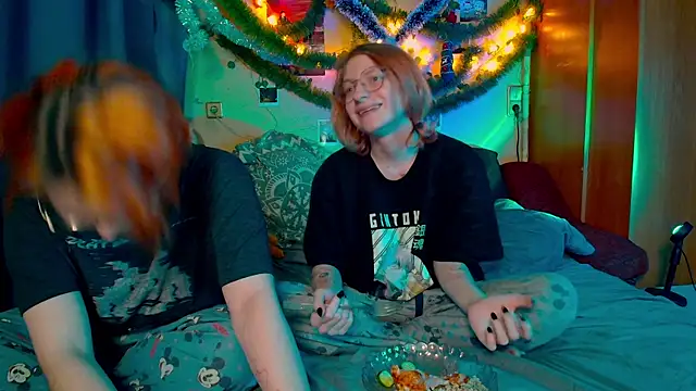 TrickyKitsune online show from January 2026 05:27:02 PM