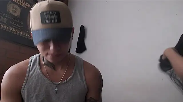 Snapshot of Thiago_x_Sahara chatting on January 2025 11:53:02 AM Thiago x Sahara online show from January 2025 11:53:02 AM