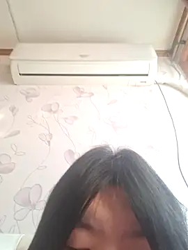 Snapshot of Lee0613 chatting on December 2024 11:22:01 PM Lee0613 online show from December 2024 11:22:01 PM