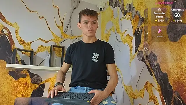 Nijinsky LatinBoy online show from January 2026 02:37:02 AM