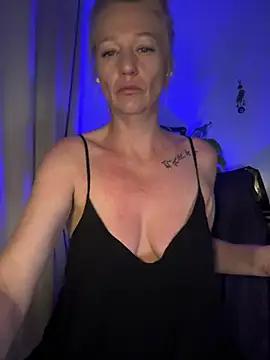 Snapshot of AlessasRoom chatting on July 2026 08:10:02 AM AlessasRoom online show from July 2026 08:10:02 AM