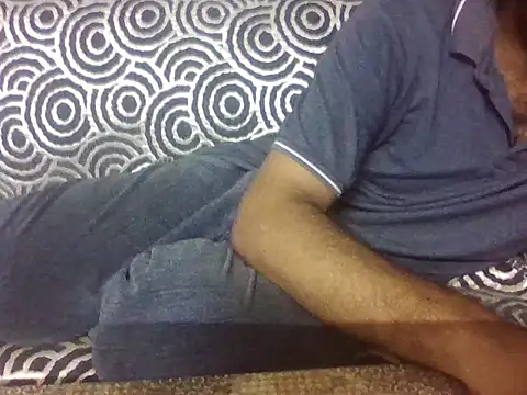 indihotguy online show from July 2026 09:05:01 AM