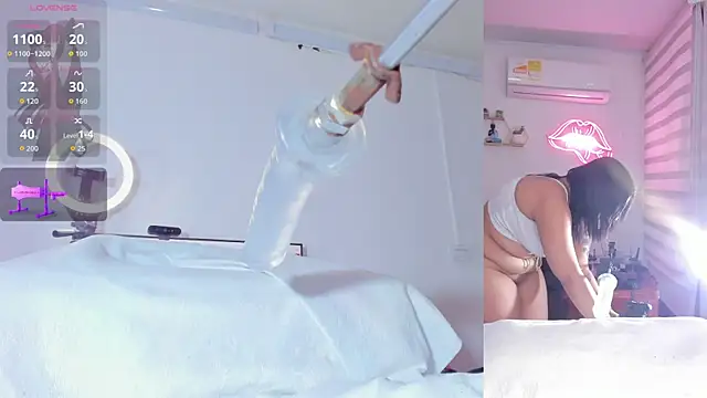 Maria Jones  online show from April 2026 03:04:02 AM