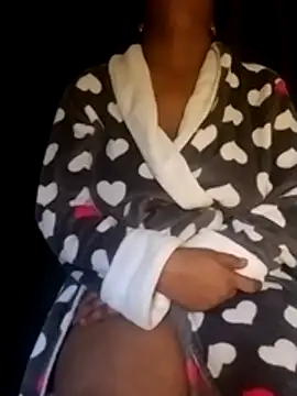 Queen-BD online show from November 2025 05:12:03 AM