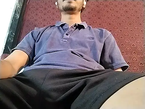 Snapshot of Ultimate_cHappiE chatting on November 2025 06:46:02 PM Ultimate cHappiE online show from November 2025 06:46:02 PM