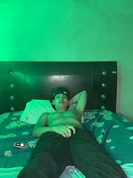 Snapshot of Br4ndxpimm chatting on January 2025 01:53:01 AM Br4ndxpimm online show from January 2025 01:53:01 AM