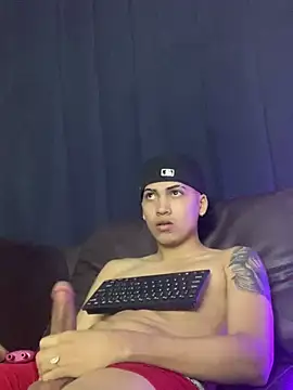 Snapshot of Br4ndxpimm chatting on February 2025 09:36:01 PM Br4ndxpimm online show from February 2025 09:36:01 PM