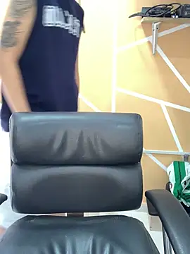 Snapshot of Br4ndxpimm chatting on February 2025 05:11:02 PM Br4ndxpimm online show from February 2025 05:11:02 PM