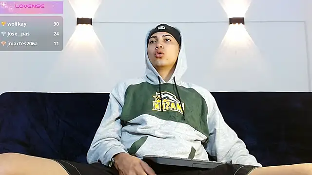 Snapshot of Br4ndxpimm chatting on September 2025 02:32:01 PM Br4ndxpimm online show from September 2025 02:32:01 PM