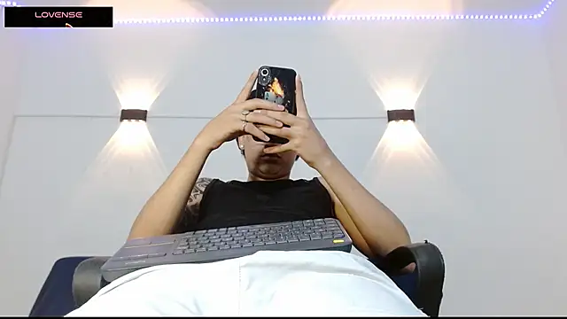 Snapshot of Br4ndxpimm chatting on October 2025 06:58:02 PM Br4ndxpimm online show from October 2025 06:58:02 PM