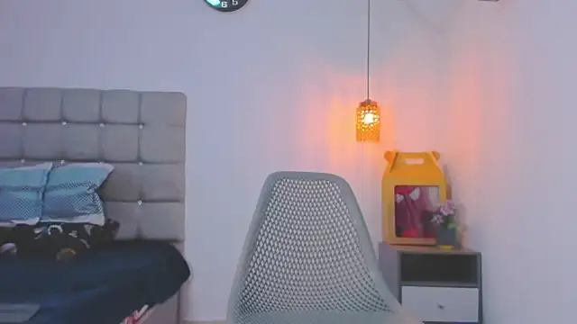 Snapshot of Br4ndxpimm chatting on February 2026 06:03:01 PM Br4ndxpimm online show from February 2026 06:03:01 PM