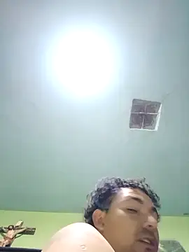 Snapshot of chinoxxx chatting on November 2025 11:37:02 PM chinoxxx online show from November 2025 11:37:02 PM