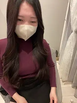 Snapshot of mina_0207 chatting on February 2026 09:43:01 PM mina 0207 online show from February 2026 09:43:01 PM