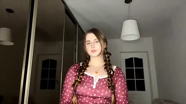 Snapshot of SelinaHope18 chatting on January 2025 10:55:01 PM SelinaHope18 online show from January 2025 10:55:01 PM