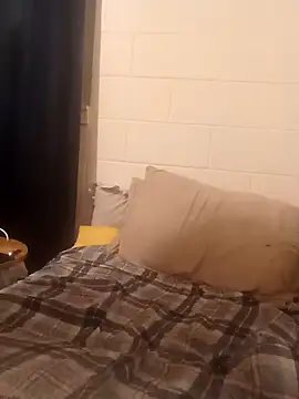 k1oudE online show from February 2026 04:32:01 AM