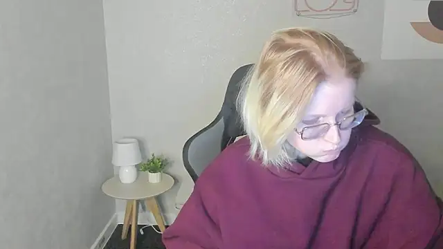 Snapshot of ElizabethHarpper chatting on November 2025 01:11:01 AM ElizabethHarpper online show from November 2025 01:11:01 AM