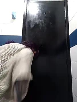 Miss Amelie online show from March 2025 12:44:01 AM