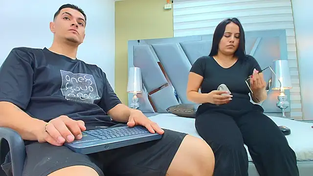 DAVID VICTORIAA online show from March 2026 01:05:02 PM