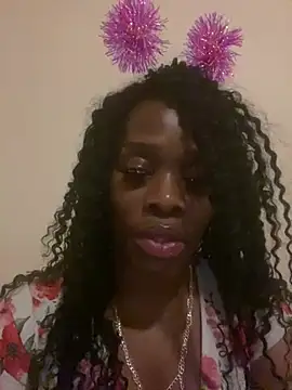 Snapshot of Cherrywood5 chatting on January 2025 11:17:01 PM Cherrywood5 online show from January 2025 11:17:01 PM