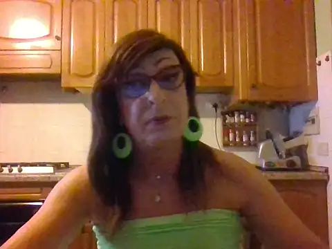 Tiabet online show from November 2025 09:03:02 PM