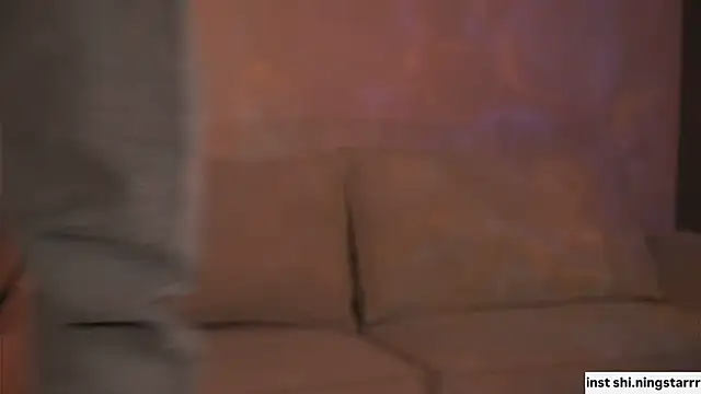 Snapshot of alittlestarrr chatting on February 2025 12:53:02 AM alittlestarrr online show from February 2025 12:53:02 AM