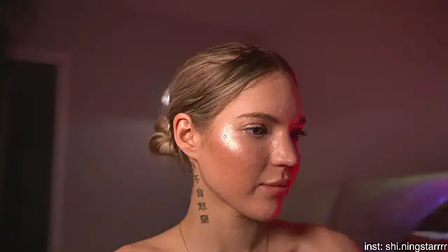 Snapshot of alittlestarrr chatting on March 2025 07:11:02 PM alittlestarrr online show from March 2025 07:11:02 PM