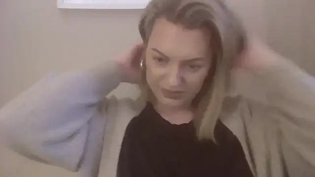 Snapshot of Gigi-Honey chatting on December 2025 01:39:02 PM Gigi-Honey online show from December 2025 01:39:02 PM