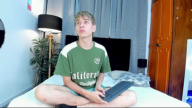 Brian-Ausslos online show from January 2025 04:39:01 AM