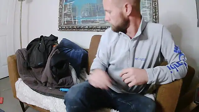 Snapshot of bjay1210 chatting on January 2025 03:37:01 AM bjay1210 online show from January 2025 03:37:01 AM