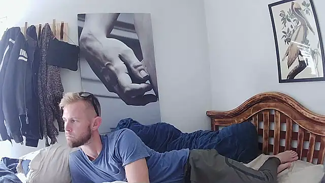 Snapshot of bjay1210 chatting on January 2025 06:52:01 PM bjay1210 online show from January 2025 06:52:01 PM