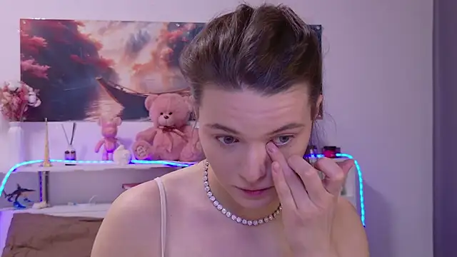 Snapshot of Nellie_Medina chatting on February 2026 03:30:02 PM Nellie Medina online show from February 2026 03:30:02 PM