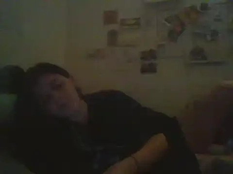 Snapshot of Lyths20 chatting on March 2025 01:32:02 AM Lyths20 online show from March 2025 01:32:02 AM