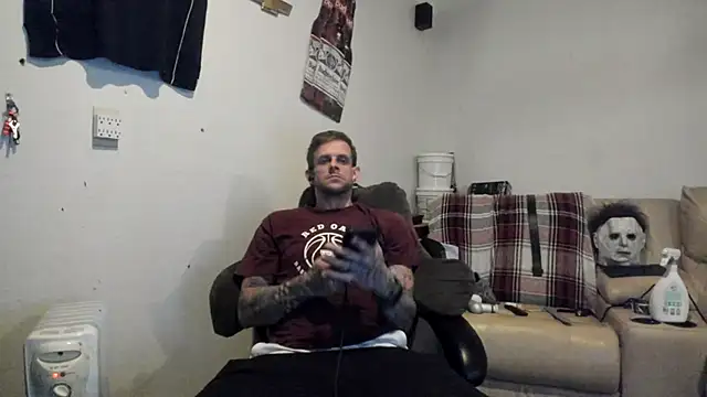 Snapshot of JamesMichael88 chatting on March 2025 12:10:02 AM JamesMichael88 online show from March 2025 12:10:02 AM