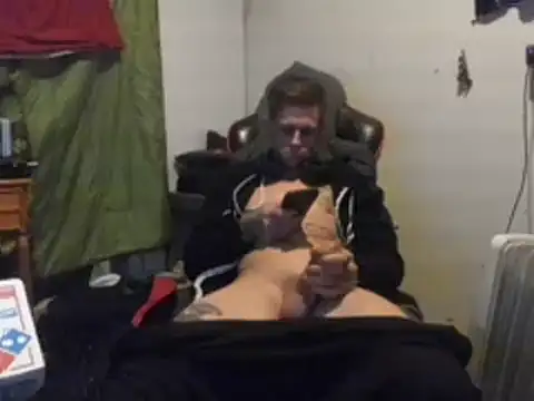 Snapshot of JamesMichael88 chatting on March 2025 12:53:01 AM JamesMichael88 online show from March 2025 12:53:01 AM