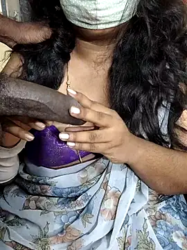 Snapshot of Rathi22 chatting on September 2025 02:49:01 PM Rathi22 online show from September 2025 02:49:01 PM