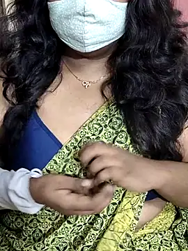 Snapshot of Rathi22 chatting on September 2025 02:17:01 PM Rathi22 online show from September 2025 02:17:01 PM