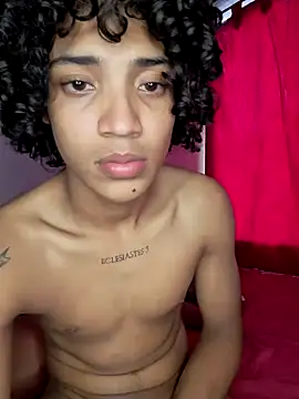 Snapshot of -Damian_Caliente- chatting on January 2025 10:19:01 PM -Damian Caliente- online show from January 2025 10:19:01 PM