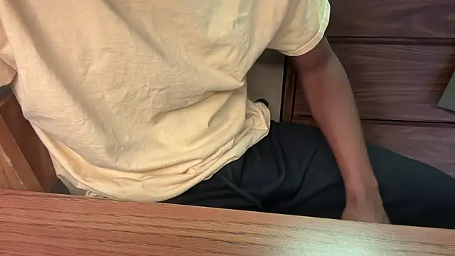 Snapshot of cumfull432 chatting on February 2025 04:36:01 PM cumfull432 online show from February 2025 04:36:01 PM