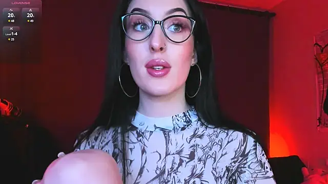 Miss Alice   online show from March 2025 10:30:02 PM