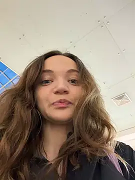 TheYourL online show from April 2026 03:27:02 PM