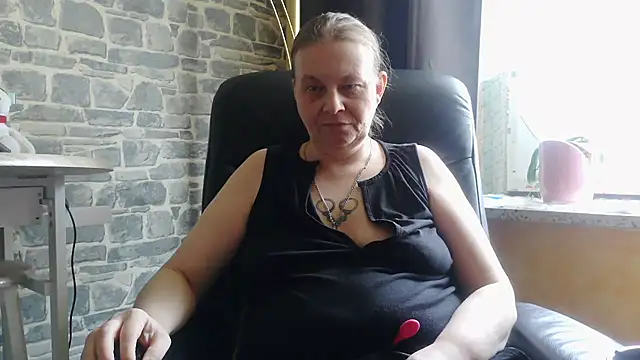 Sweet Phoenix online show from March 2025 12:46:01 PM