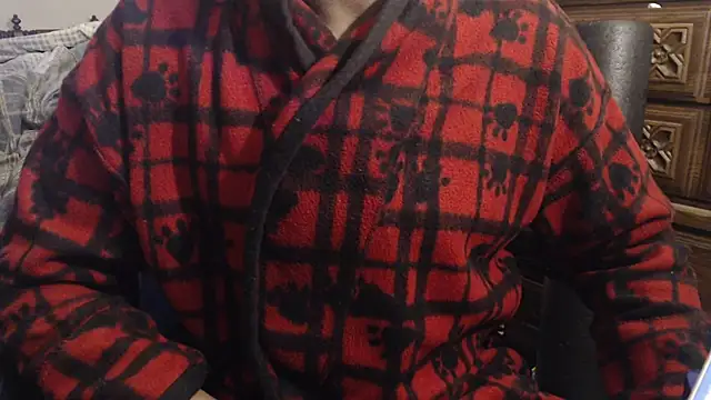 Snapshot of dominatingblacklove chatting on January 2025 05:44:02 AM dominatingblacklove online show from January 2025 05:44:02 AM