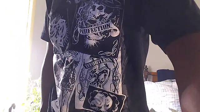 Snapshot of dominatingblacklove chatting on January 2025 03:16:01 AM dominatingblacklove online show from January 2025 03:16:01 AM