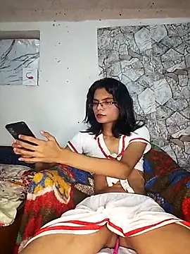 Snapshot of Enna_Zarza_ chatting on September 2025 06:39:01 AM Enna Zarza  online show from September 2025 06:39:01 AM