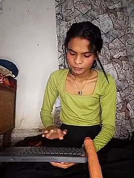 Snapshot of Enna_Zarza_ chatting on October 2025 06:28:01 AM Enna Zarza  online show from October 2025 06:28:01 AM